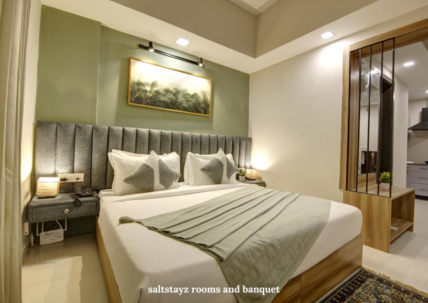 Saltstayz Premier Executive Serviced Apartment - Golf Course Extension Road Gurgaon Zewnętrze zdjęcie