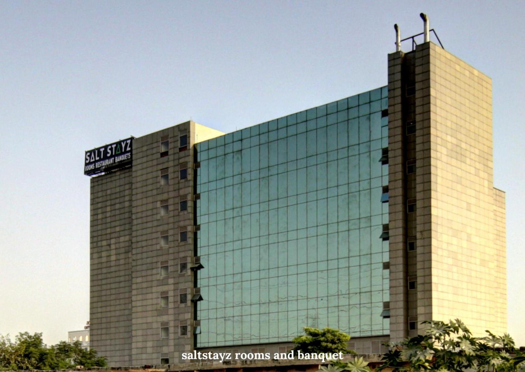 Saltstayz Premier Executive Serviced Apartment - Golf Course Extension Road Gurgaon Zewnętrze zdjęcie