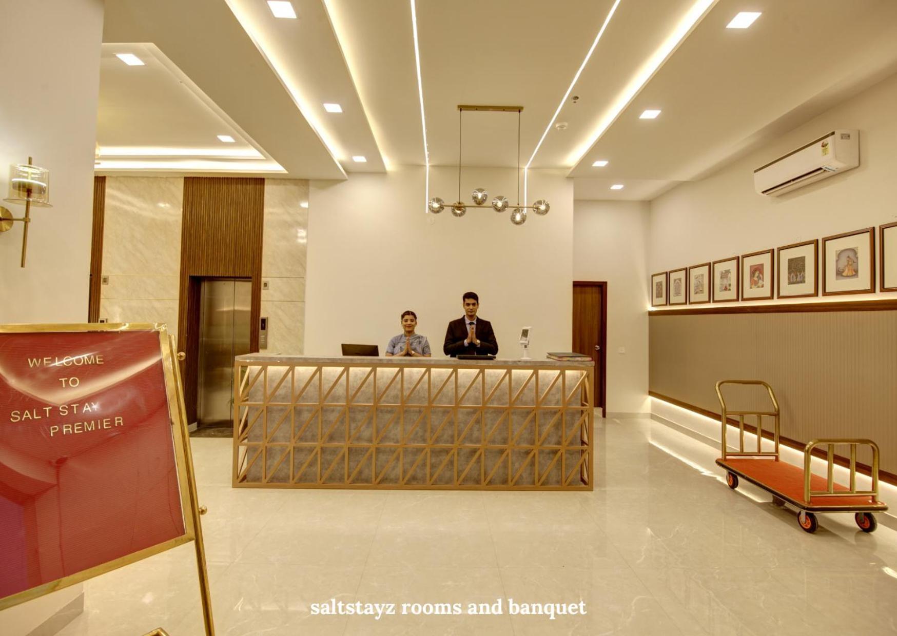 Saltstayz Premier Executive Serviced Apartment - Golf Course Extension Road Gurgaon Zewnętrze zdjęcie