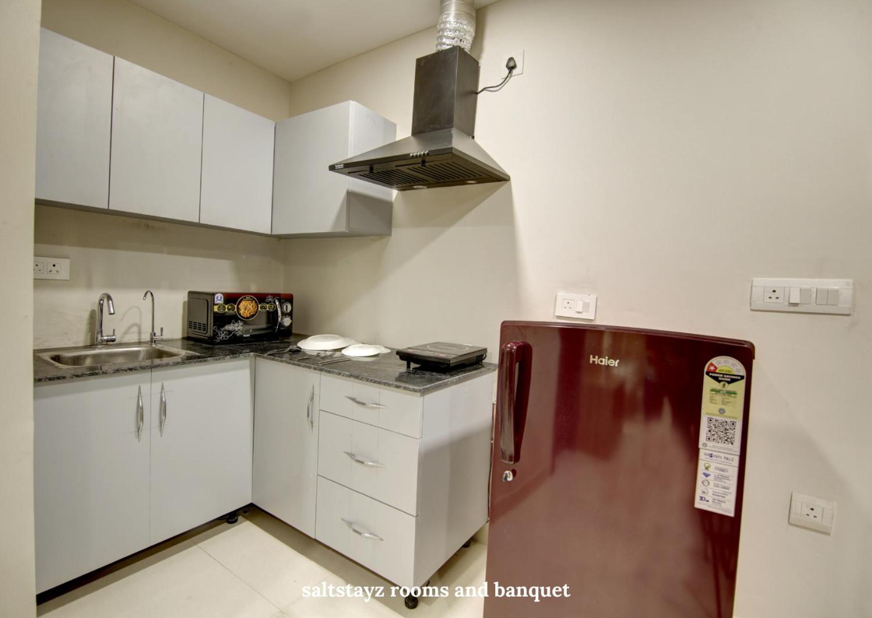 Saltstayz Premier Executive Serviced Apartment - Golf Course Extension Road Gurgaon Zewnętrze zdjęcie