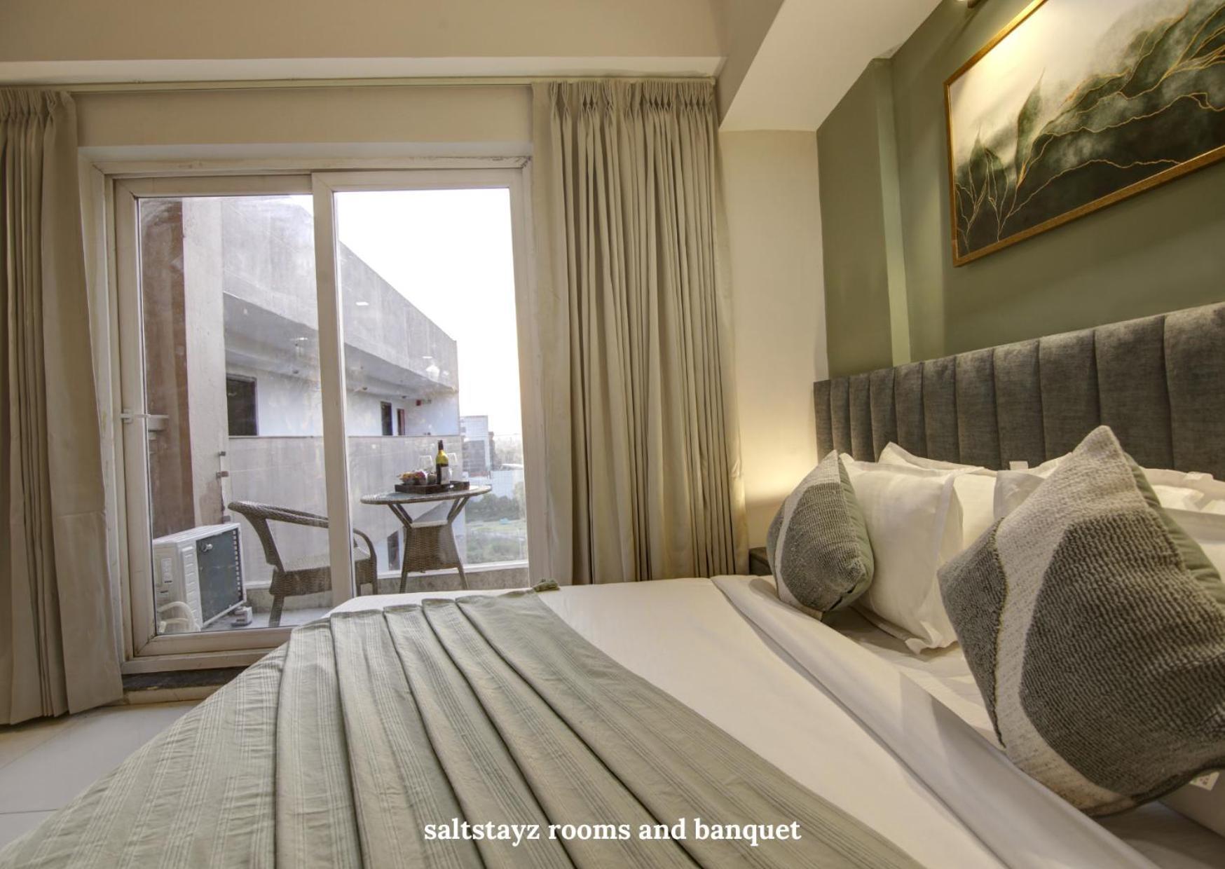 Saltstayz Premier Executive Serviced Apartment - Golf Course Extension Road Gurgaon Zewnętrze zdjęcie